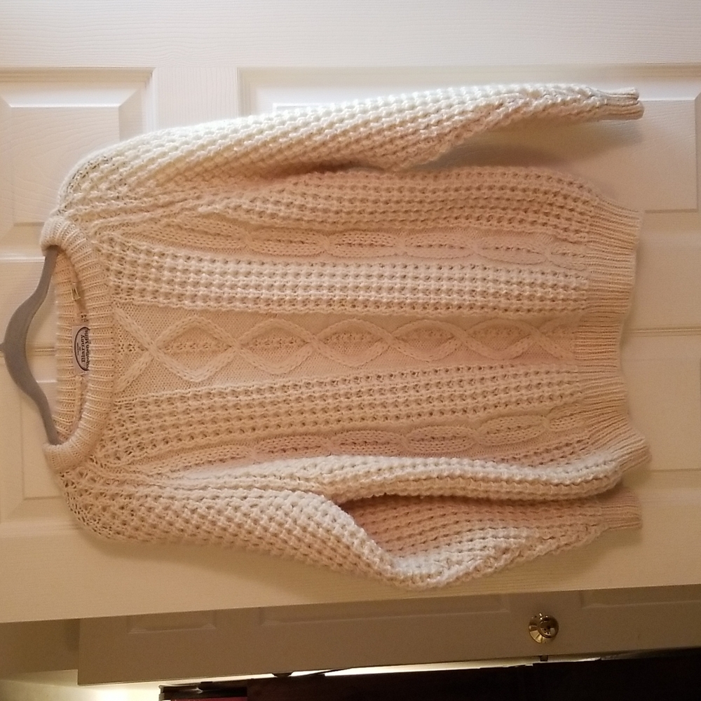 🍀WOMANS IRISH WOOL SWEATER 🍀